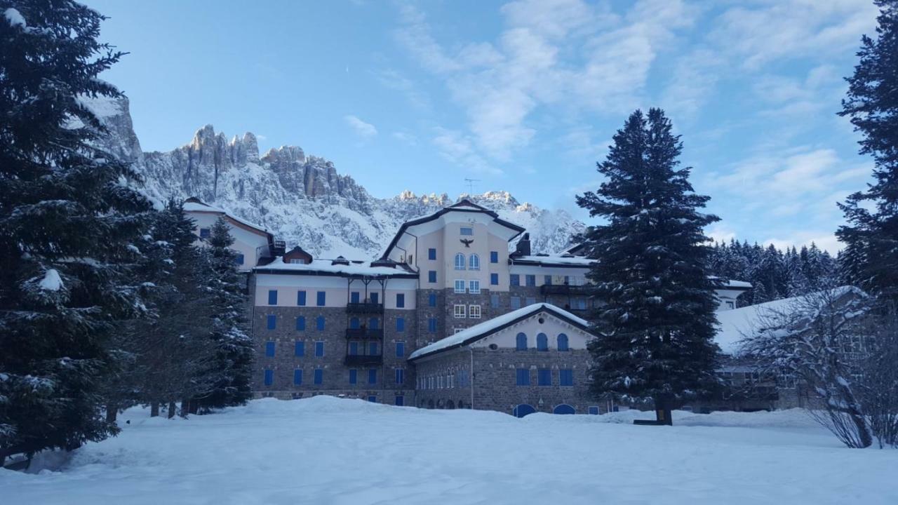 Residence Grand Hotel Carezza 노바레반떼 외부 사진